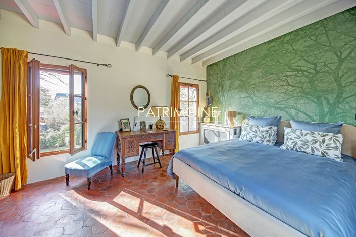 Image No.10-4 Bed House for sale