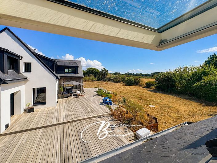 Image No.16-5 Bed House for sale