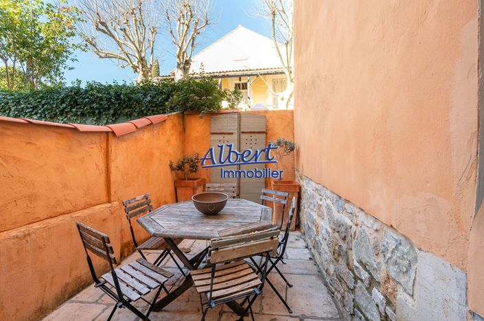 Image No.10-6 Bed House for sale