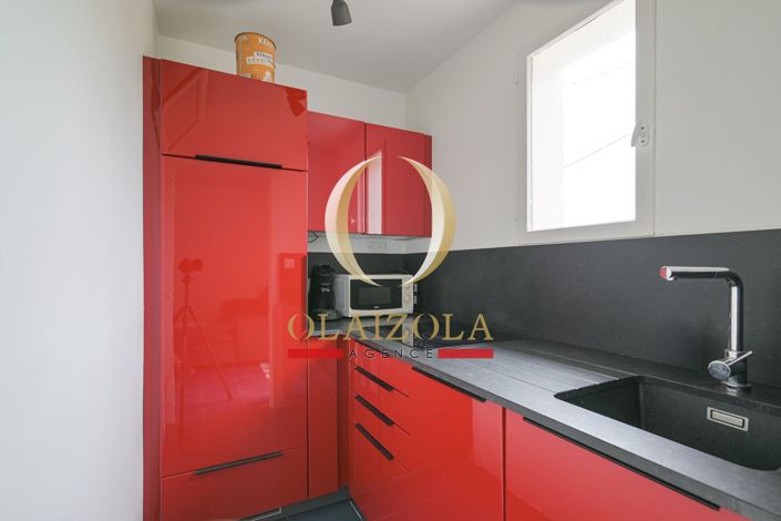 Image No.16-5 Bed House for sale