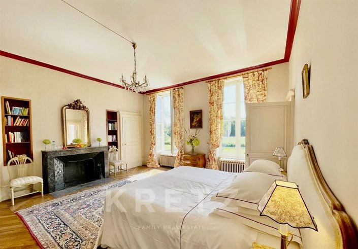 Image No.20-14 Bed Property for sale