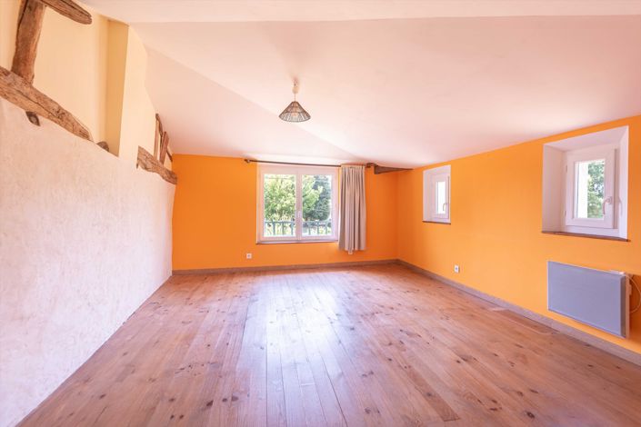 Image No.12-4 Bed House for sale