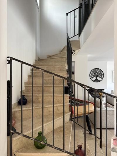 Image No.10-5 Bed House for sale