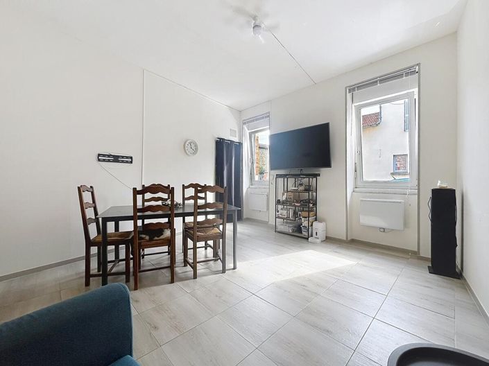 Image No.4-2 Bed House for sale