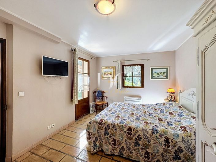 Image No.11-4 Bed House for sale