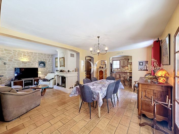 Image No.5-4 Bed House for sale
