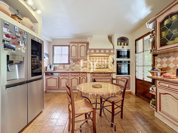 Image No.7-4 Bed House for sale