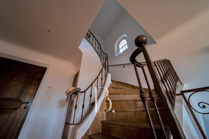 Image No.17-4 Bed House for sale