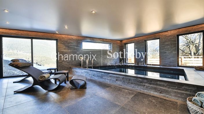Image No.5-5 Bed House for sale