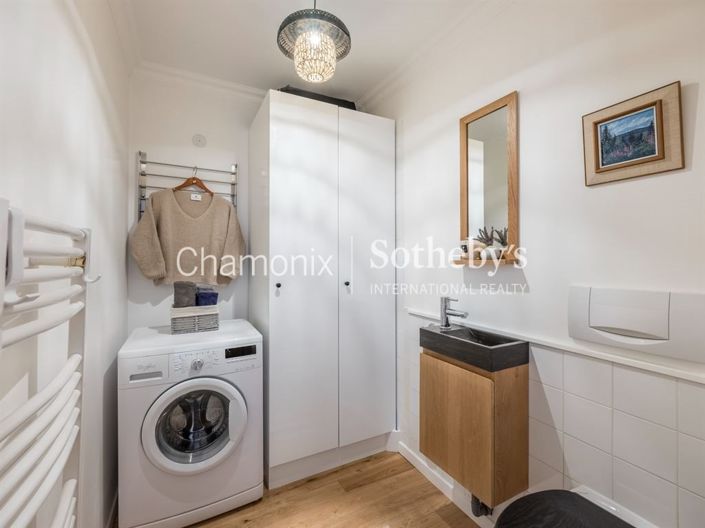 Image No.19-2 Bed Apartment for sale