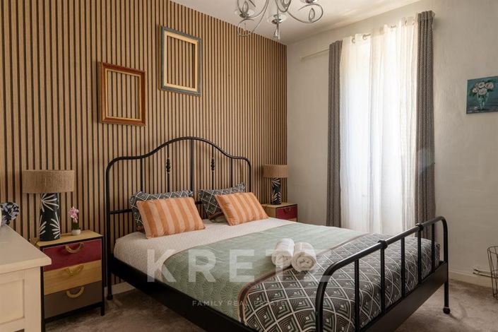 Image No.19-5 Bed House for sale