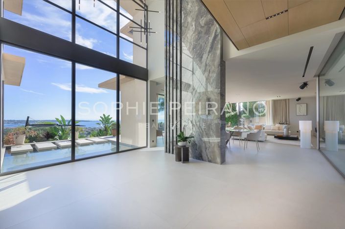 Image No.4-5 Bed House for sale