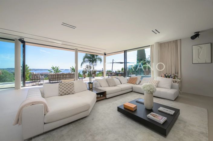 Image No.5-5 Bed House for sale