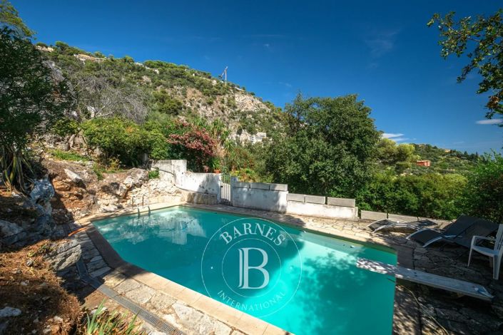 Image No.19-6 Bed House for sale