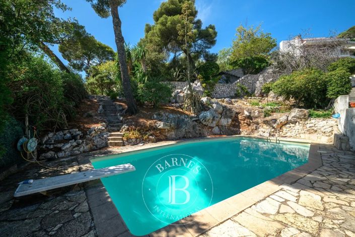 Image No.21-6 Bed House for sale
