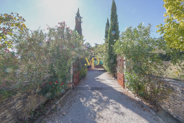 Image No.10-4 Bed House for sale