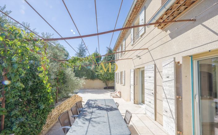 Image No.12-4 Bed House for sale