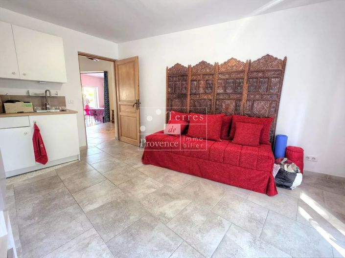 Image No.10-5 Bed House for sale