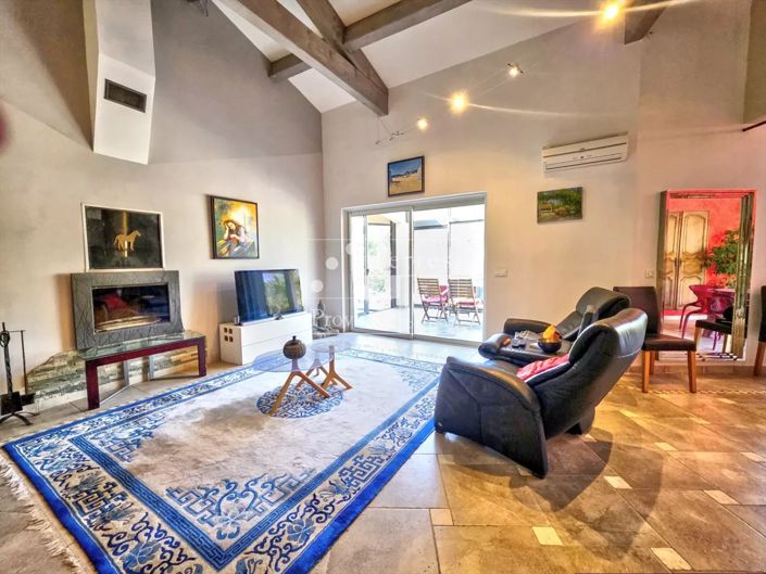 Image No.3-5 Bed House for sale