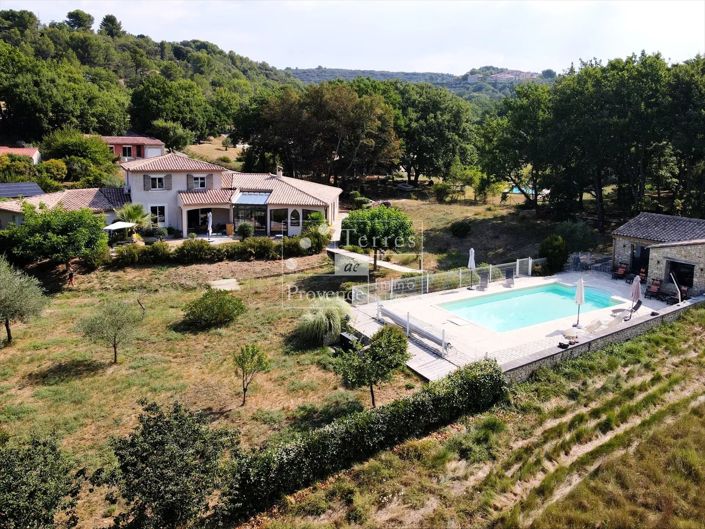 Image No.30-5 Bed House for sale