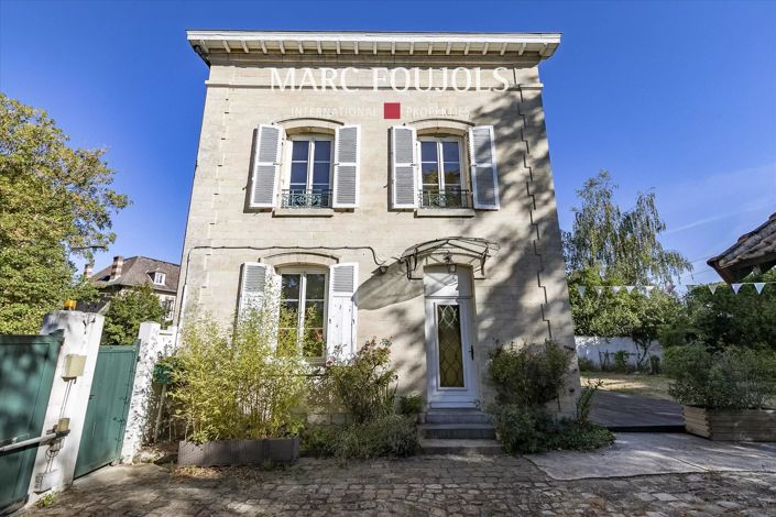 Image No.21-4 Bed House for sale