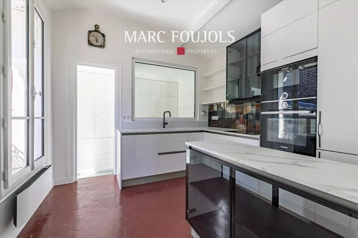 Image No.8-3 Bed House for sale
