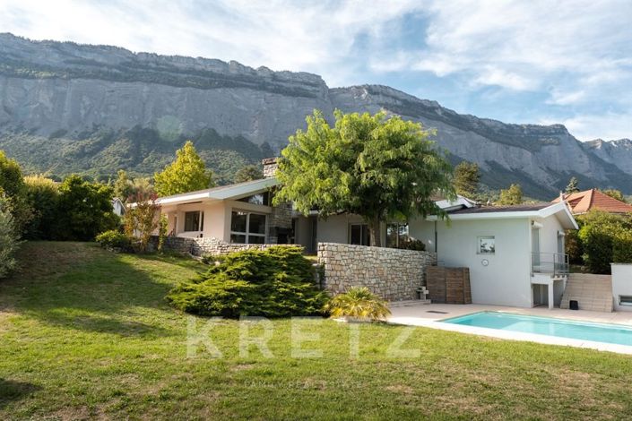 Image No.21-6 Bed House for sale