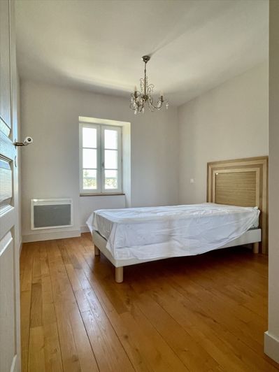 Image No.12-3 Bed House for sale