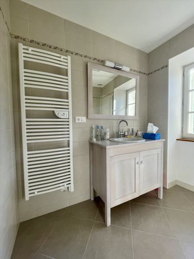 Image No.16-3 Bed House for sale