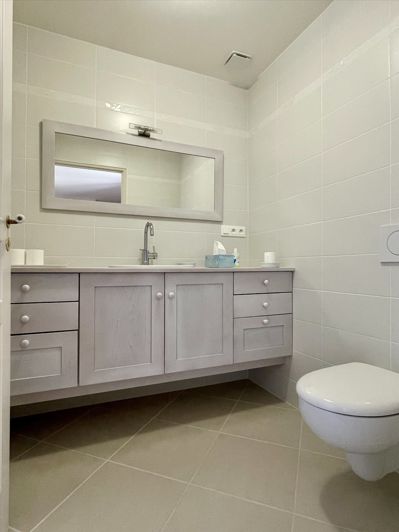 Image No.18-3 Bed House for sale