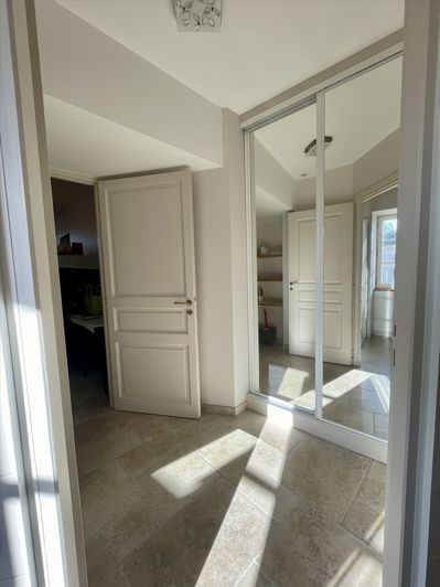 Image No.20-3 Bed House for sale