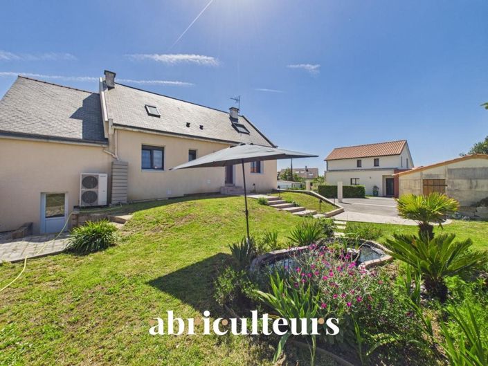Image No.19-6 Bed House for sale