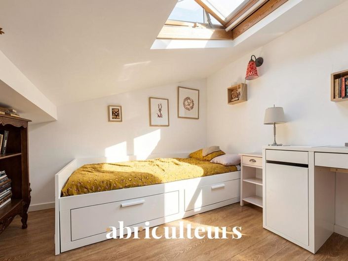 Image No.18-Appartement de 4 chambres à vendre à Versailles