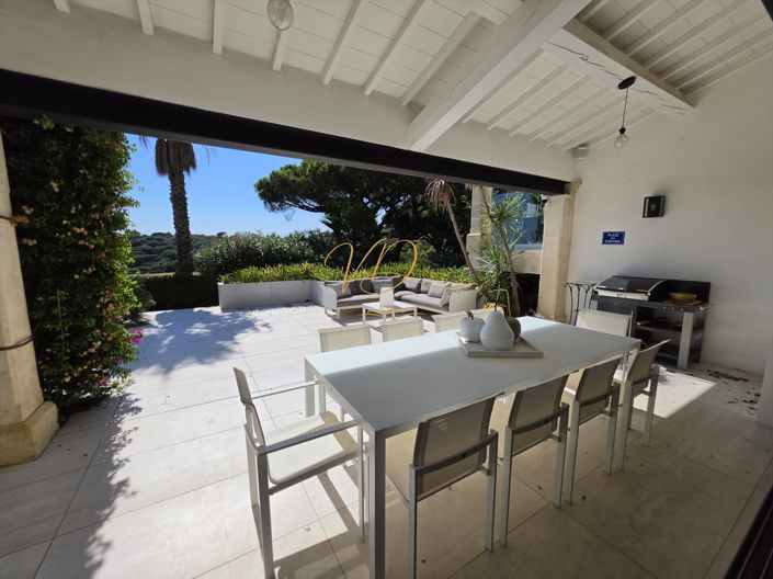 Image No.20-4 Bed House for sale