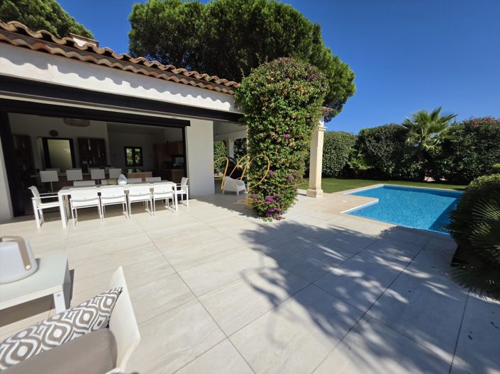 Image No.22-4 Bed House for sale