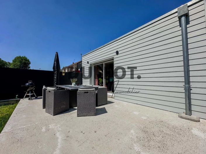 Image No.14-4 Bed House for sale