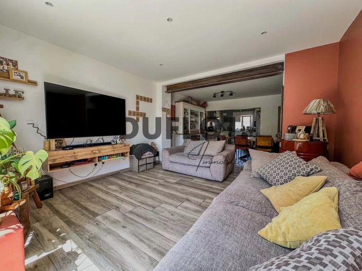 Image No.4-4 Bed House for sale