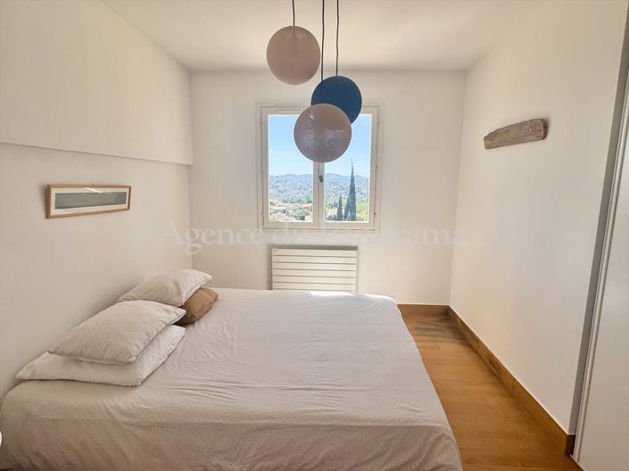Image No.15-4 Bed House for sale