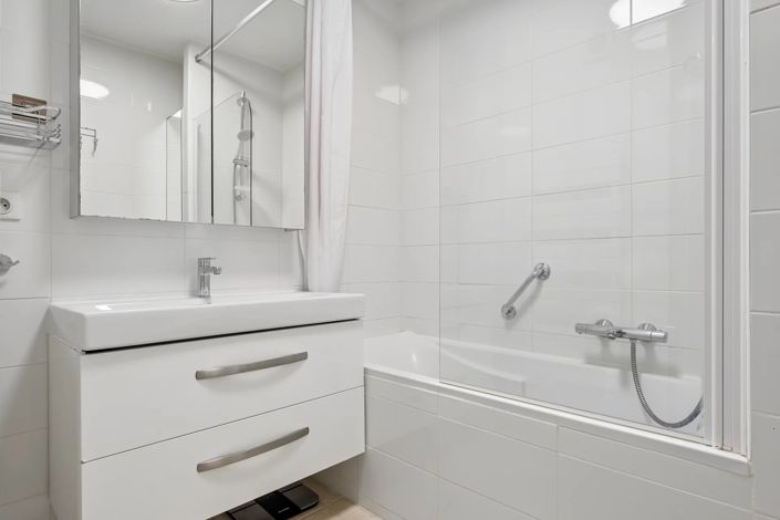 Image No.5-2 Bed Apartment for sale