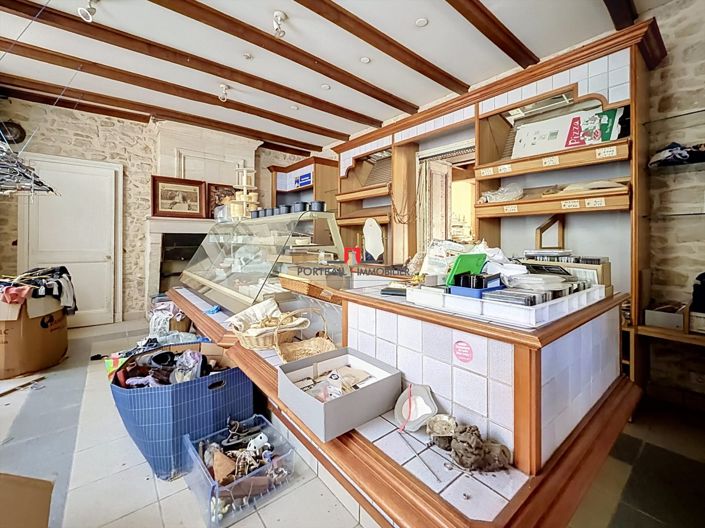 Image No.11-5 Bed House for sale