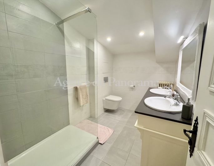 Image No.22-5 Bed House for sale