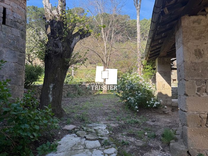 Image No.12-6 Bed House for sale