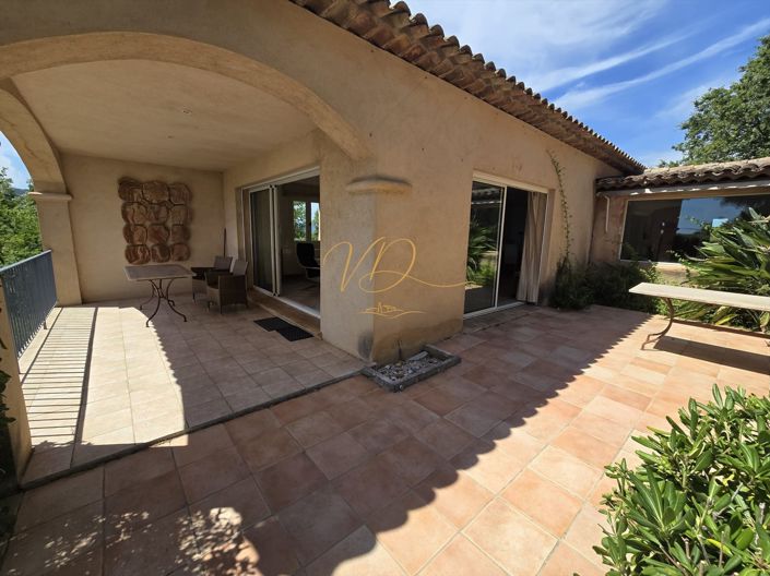 Image No.11-5 Bed House for sale