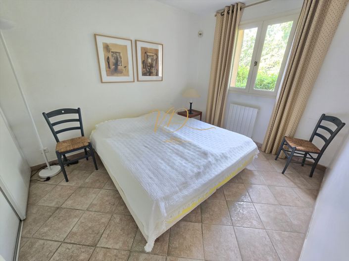 Image No.12-5 Bed House for sale