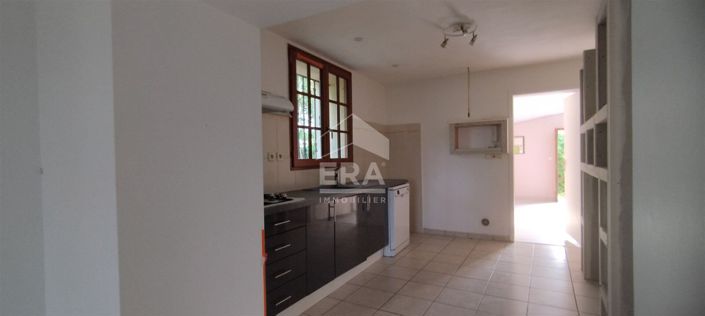 Image No.16-4 Bed House for sale