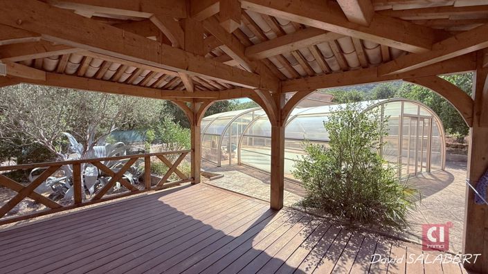 Image No.17-4 Bed House for sale