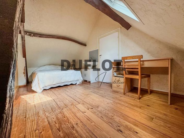 Image No.16-4 Bed House for sale