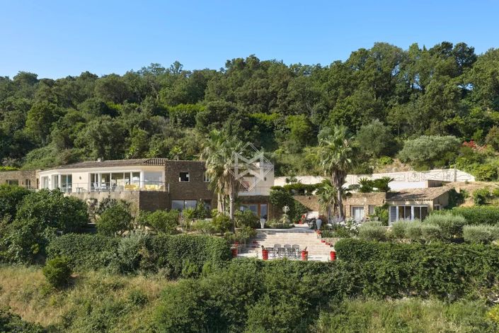 Image No.5-5 Bed House for sale