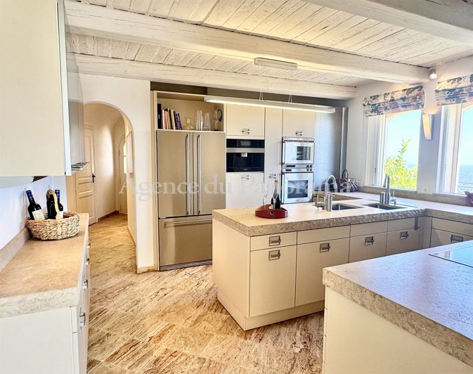 Image No.11-4 Bed House for sale
