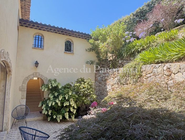Image No.18-4 Bed House for sale